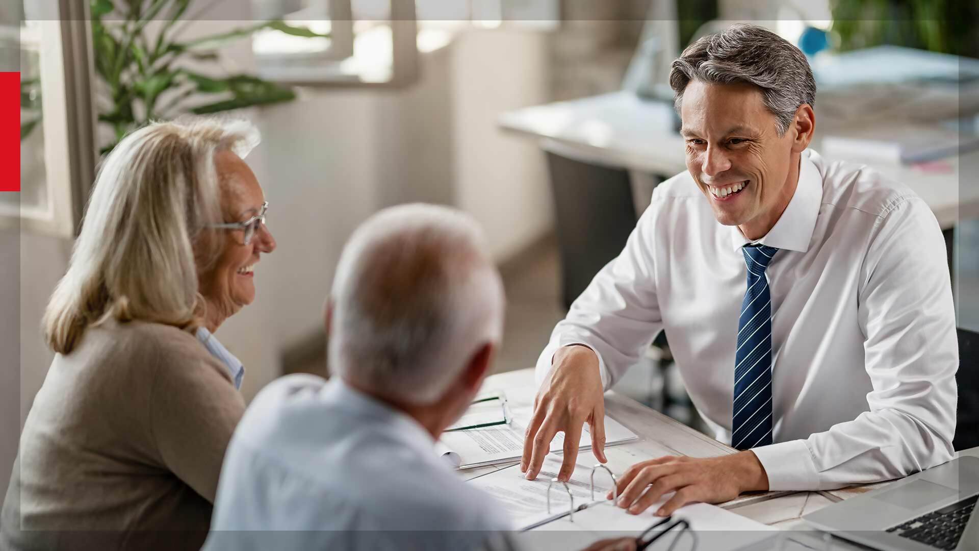 Versenden Sie Einladungen zur Kontoeröffnung an Prospects